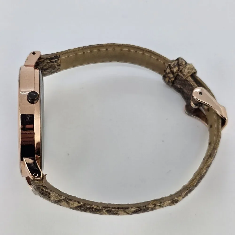 Unbranded battery display
